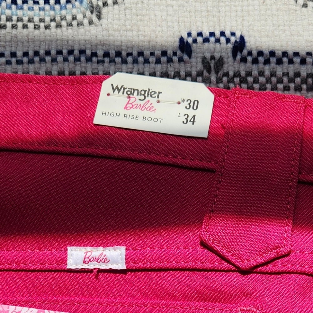 NWT -WRANGLER X BARBIE HIGH RISE WRANCHER PANT IN BARBIE PINK
